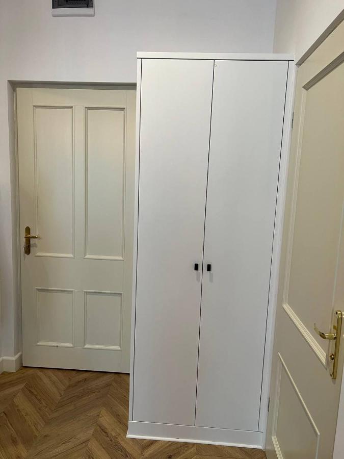 Luxury Apartment In The City Center , Wi-Fi - By Hik Apartments Варшава Екстер'єр фото