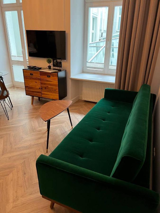Luxury Apartment In The City Center , Wi-Fi - By Hik Apartments Варшава Екстер'єр фото